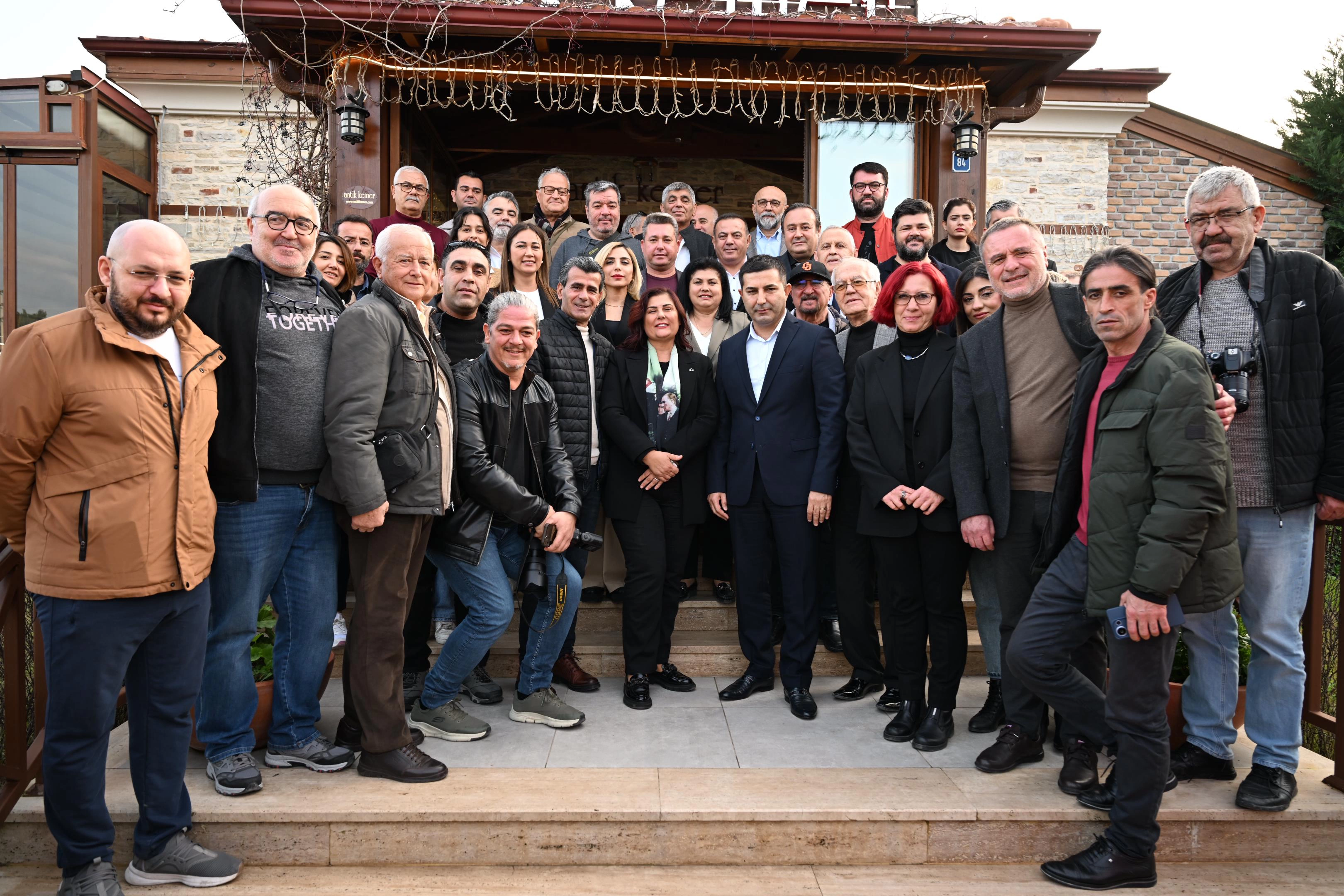 BAŞKAN ÖZLEM ÇERÇİOĞLU VE BAŞKAN ÖMER GÜNEL: “SOSYAL BELEDİYECİLİKTEN TAVİZ YOK”