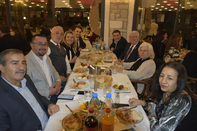 Rekortmen Urla'nın Birlik Masası 