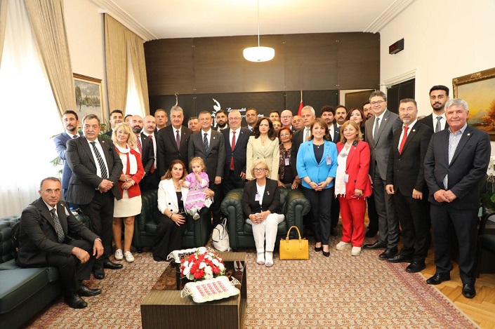 Edremit'e 'Özel' Hissettirdi