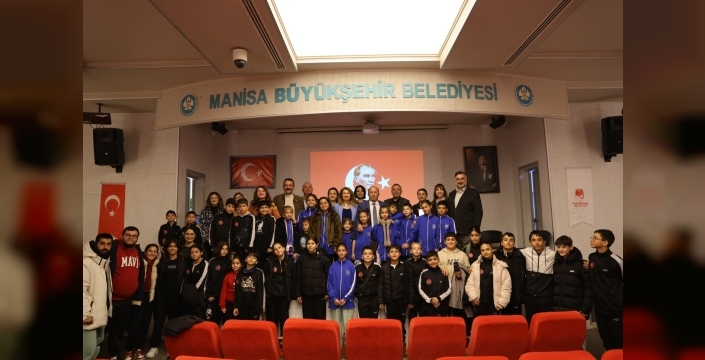 YUNUSEMRE’DE ‘TEMİZ NEFES SAĞLIKLI GELECEK’ PANELİ